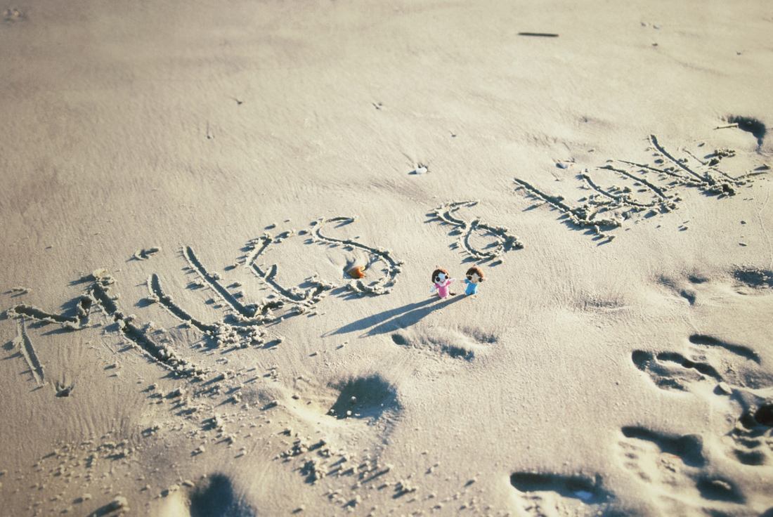 Miles and Love sur la plage