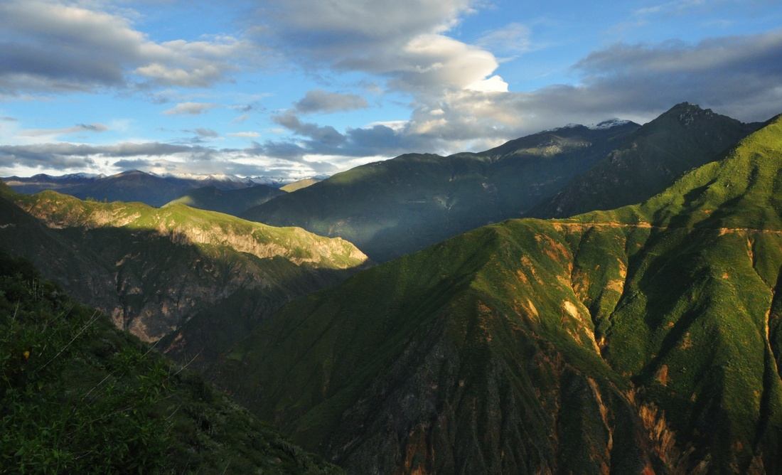 Lever de soleil sur le Canyon de Colca
