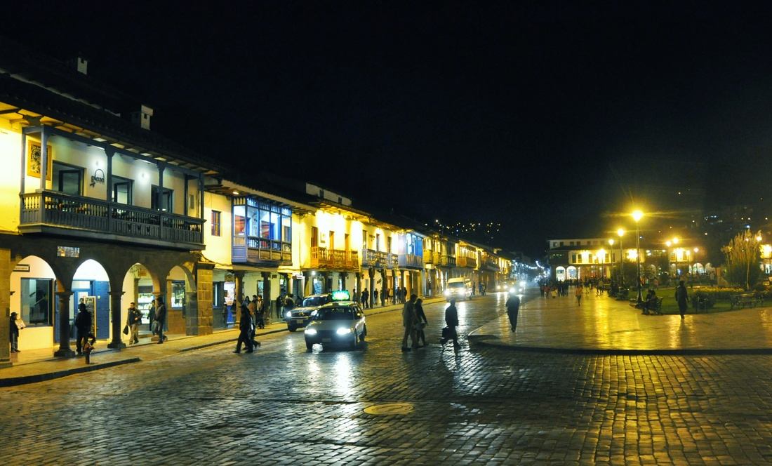 Plaza de Armas de Cusco de nuit