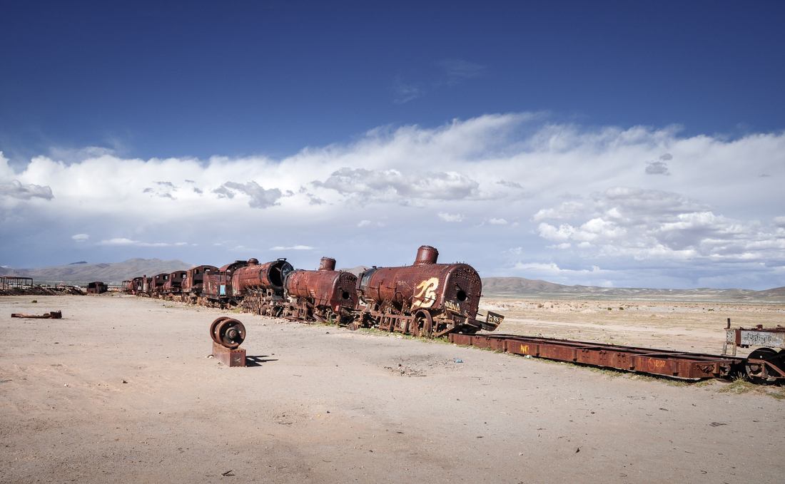 Train dans le désert d'uyuni