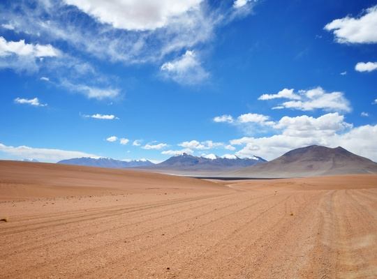Désert de pierres et lagunes de la région du Lipez