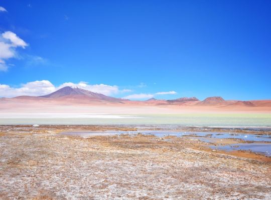 Laguna verde et Laguna colorada dans le salar d'Uyuni