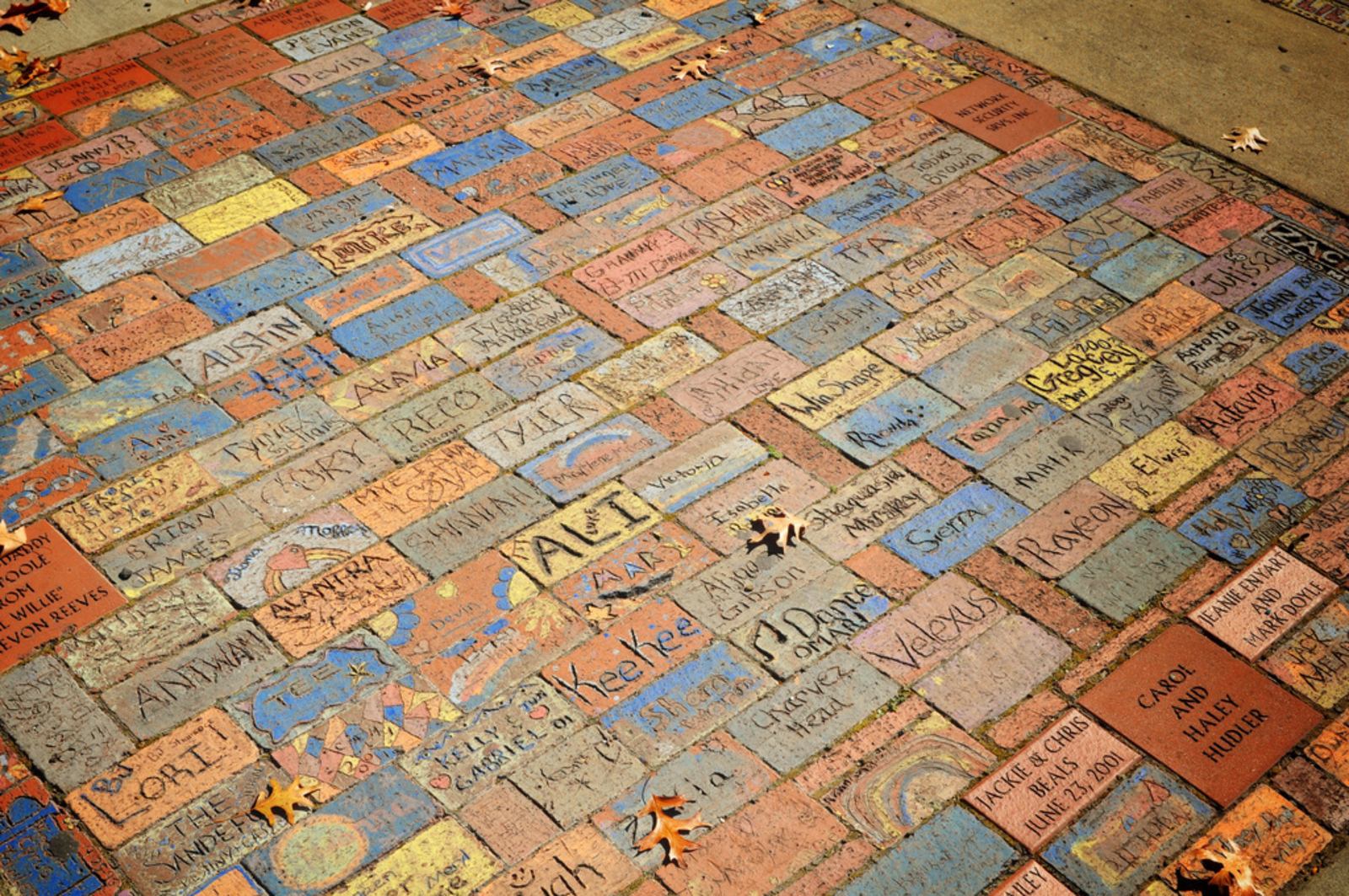 Macon pavement