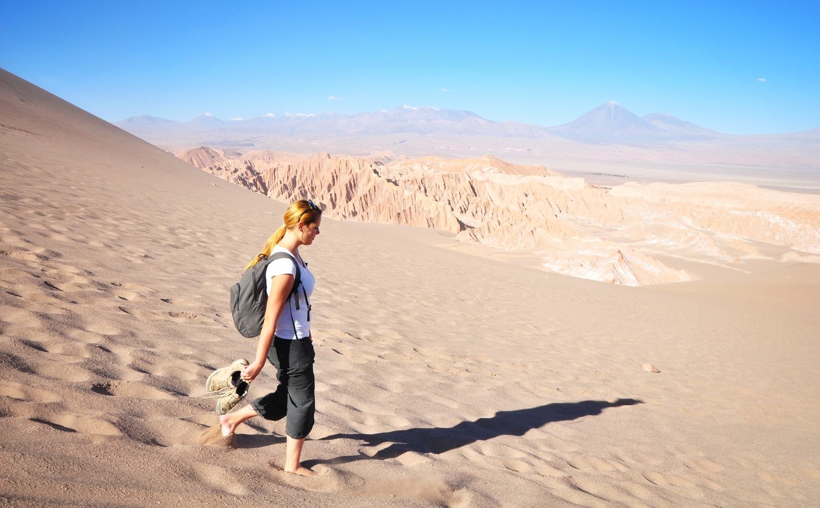 Marcher dans le désert, Atacama Chile