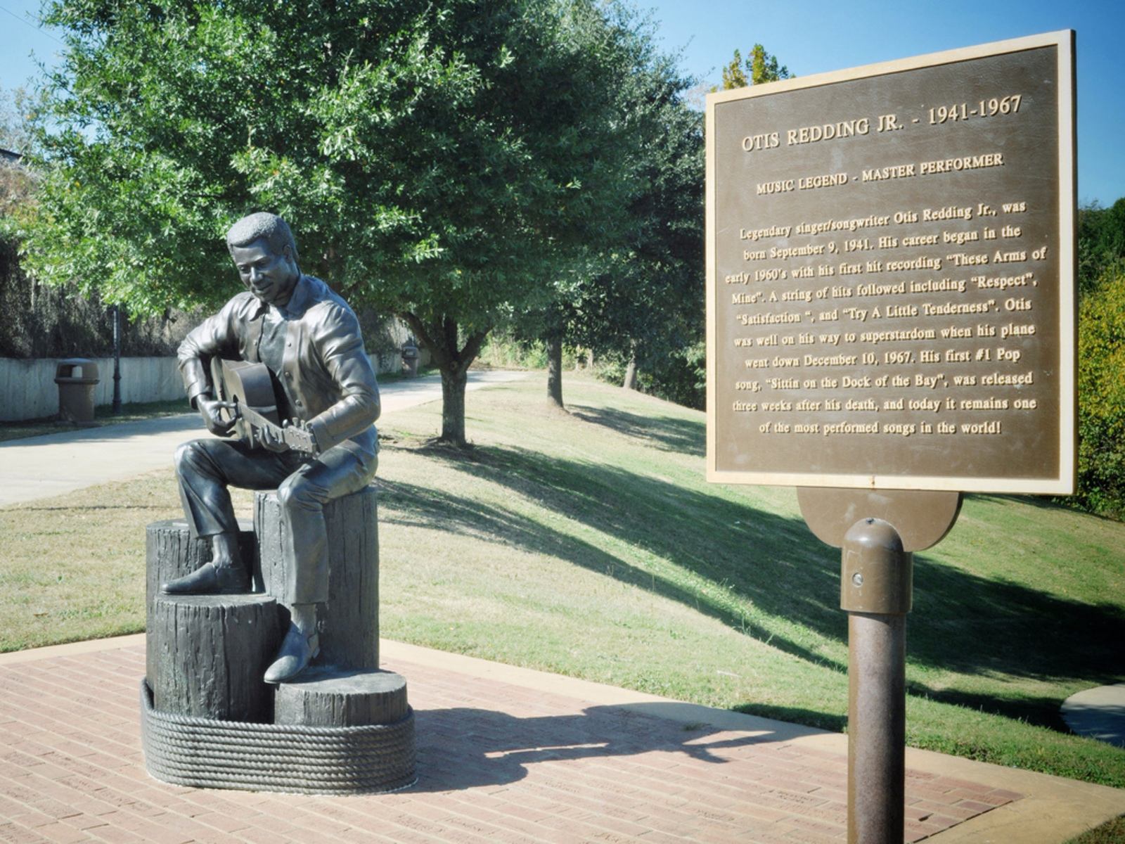 Mémorial Otis Reddng à Macon Mémorial Otis Reddng à Macon