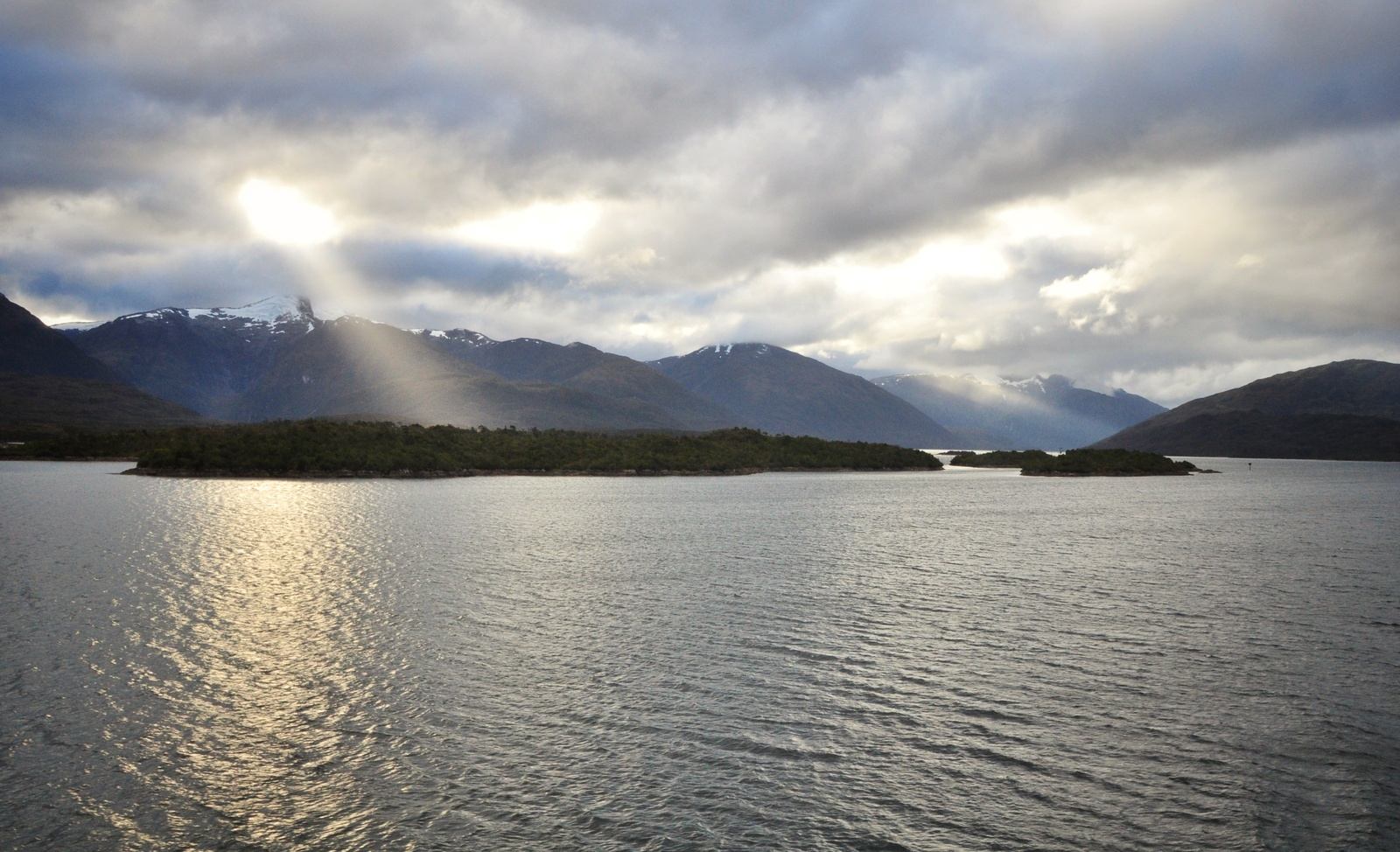 Lumière au dessus de la Patagonie