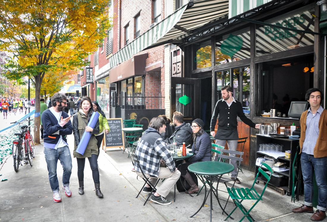 Bar dans le quartier de Williamsburg, Brooklyn