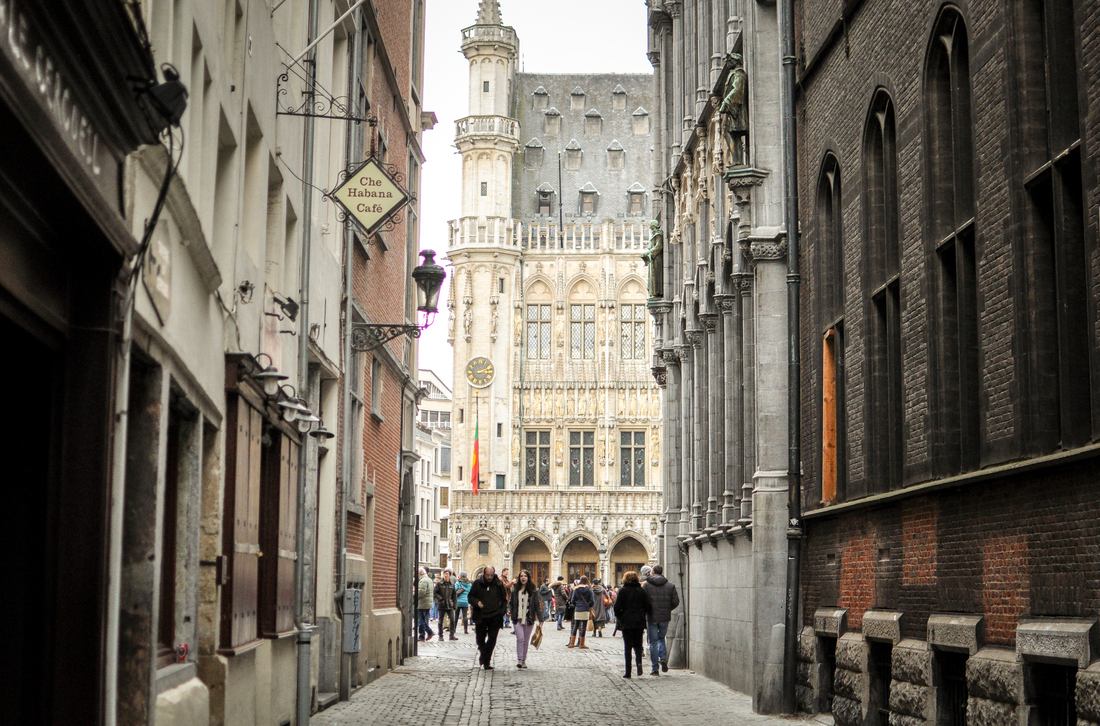 En direction de la grand-place