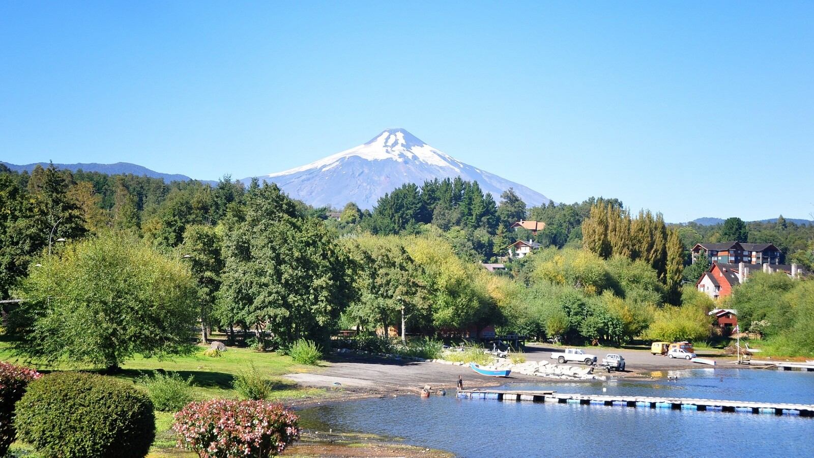 Vue du volcan villarica depuis Pucon Vue du volcan villarica depuis Pucon