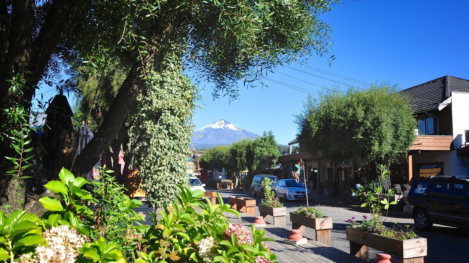 Rues fleuries à Pucon Rues fleuries à Pucon