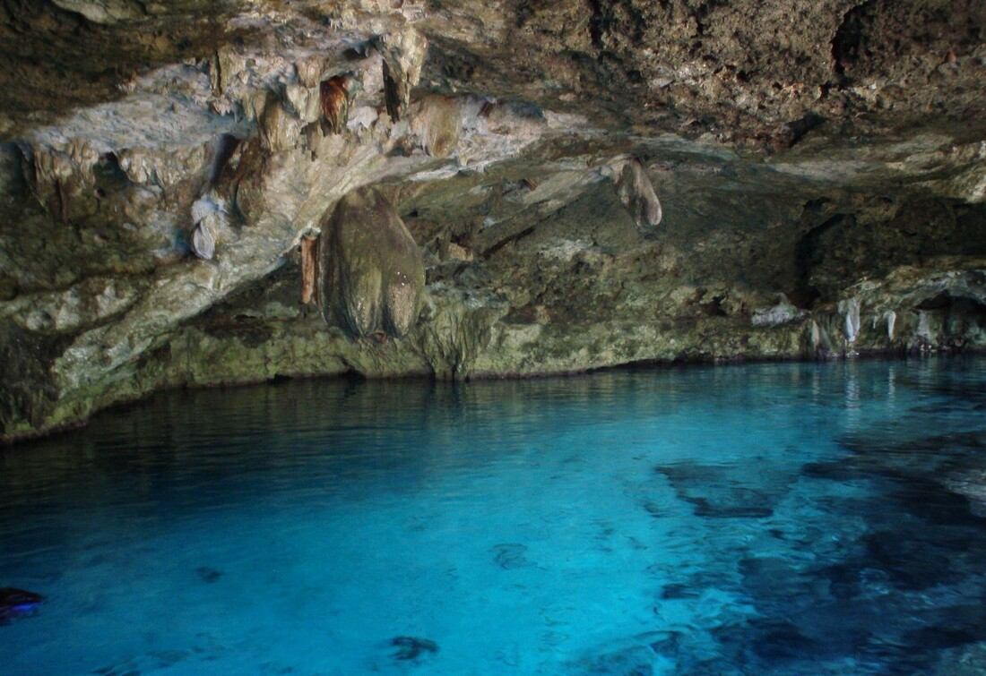 Le Cénote 2 Ojos, au nord de Tulum