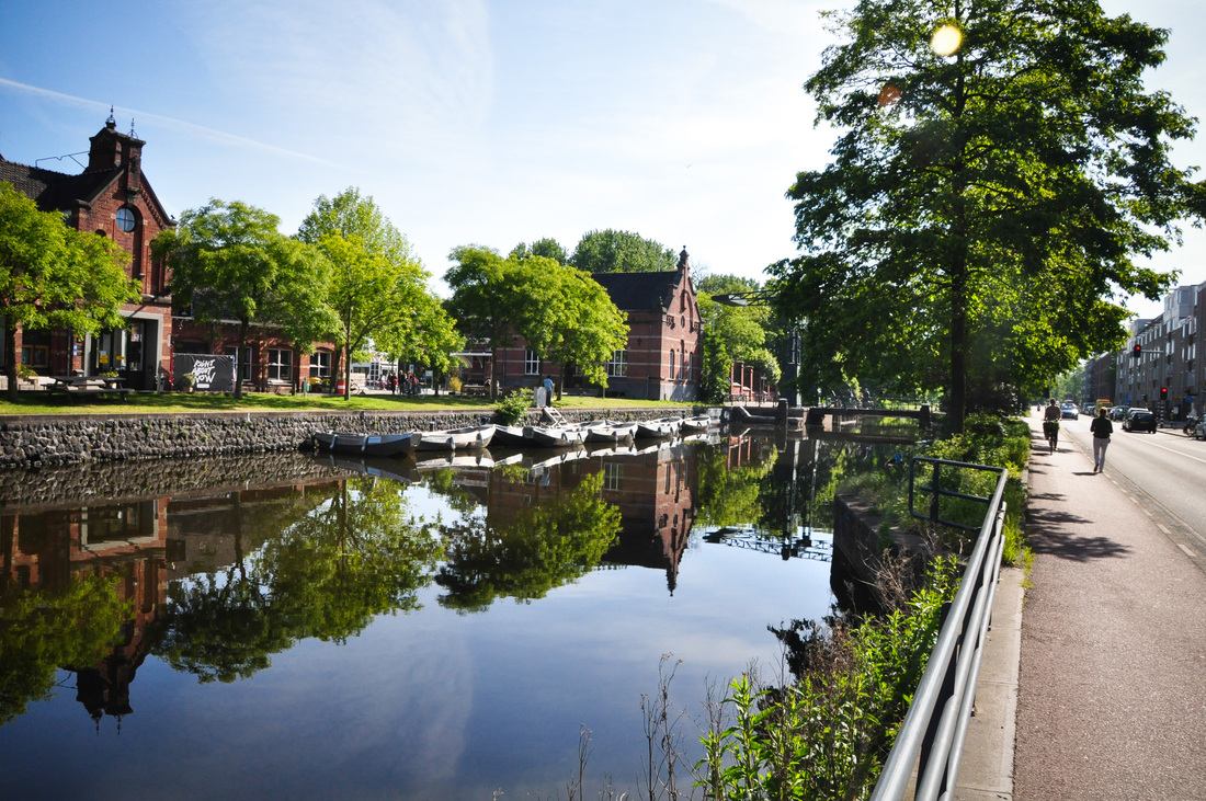 Balade le long des canaux d'Amsterdam