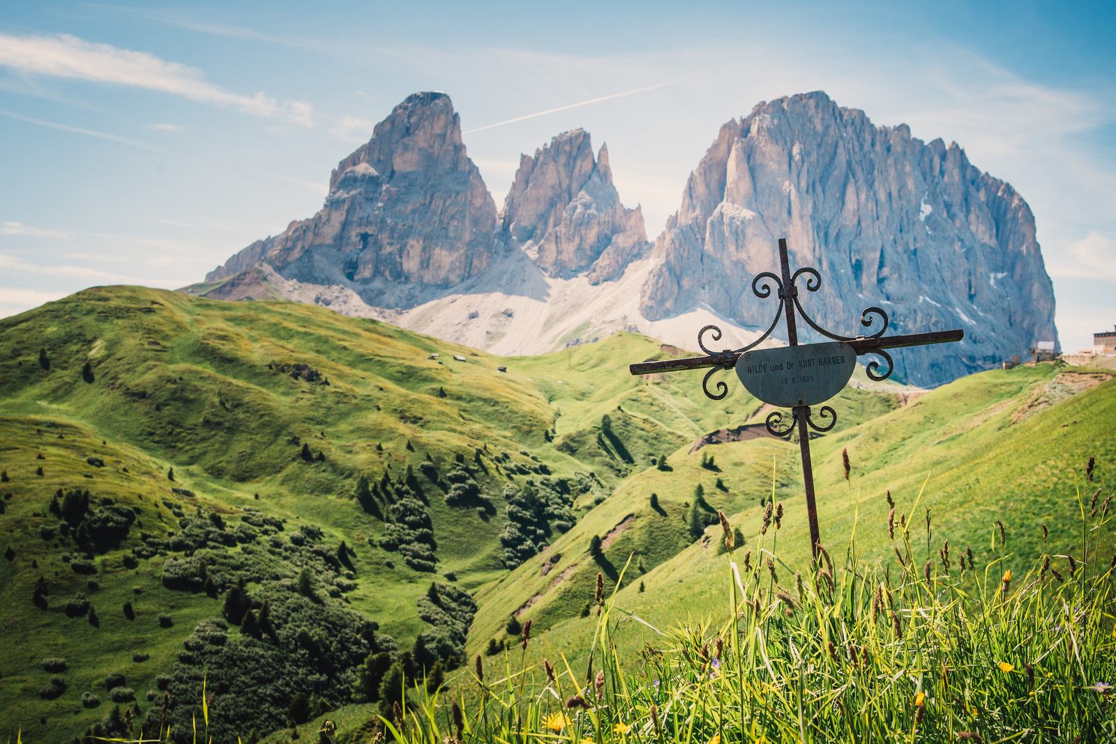 Tombes dans les Dolomites