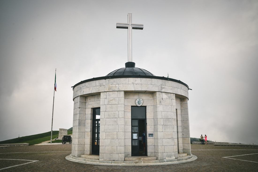Petite église de Monte Grappa
