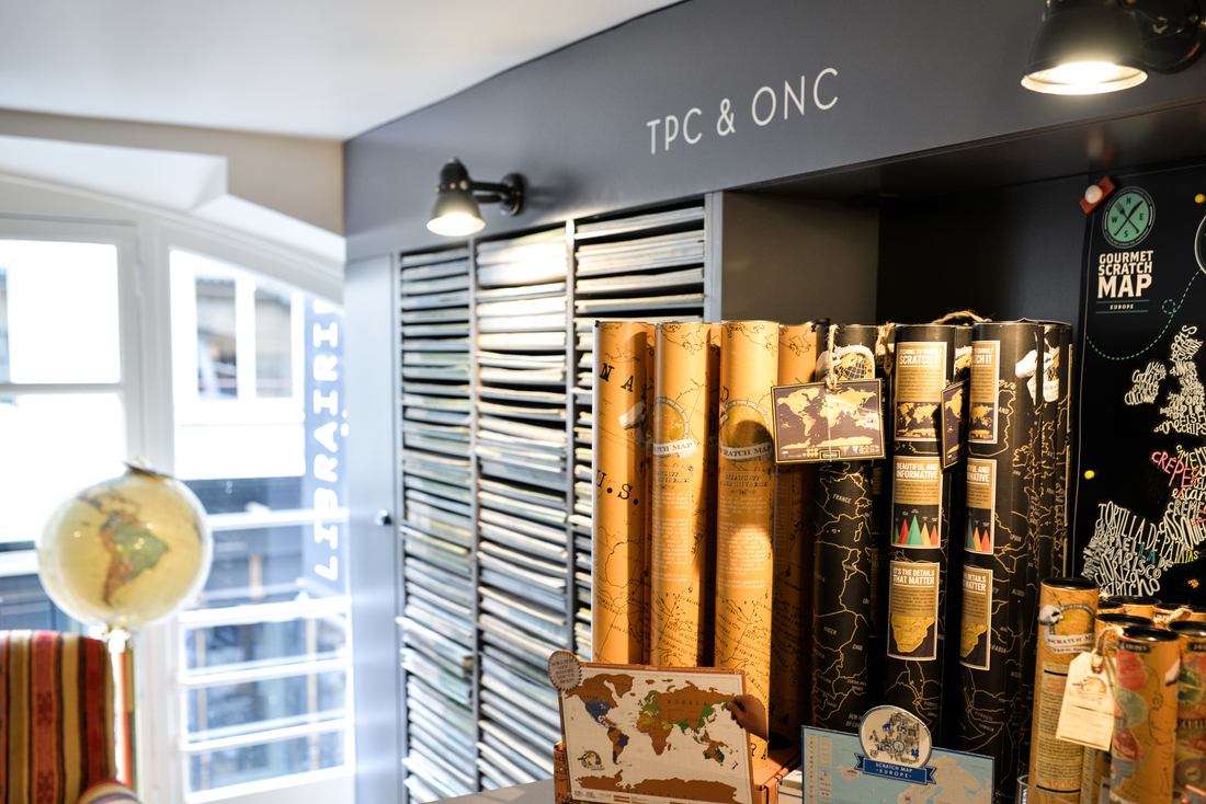 Cartes géographiques et de décoration