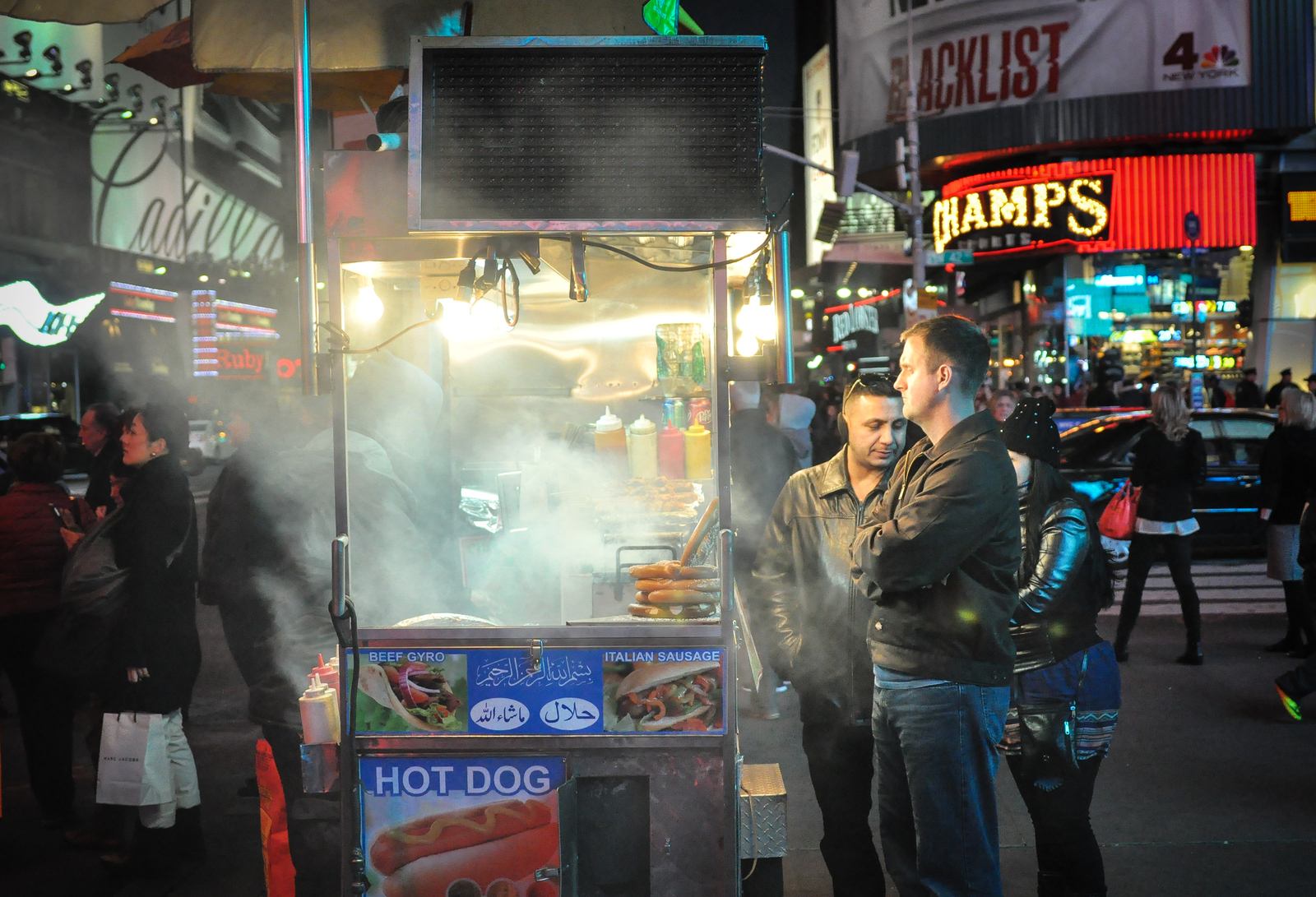 Commander un hotdog sur Times Square Commander un hotdog sur Times Square