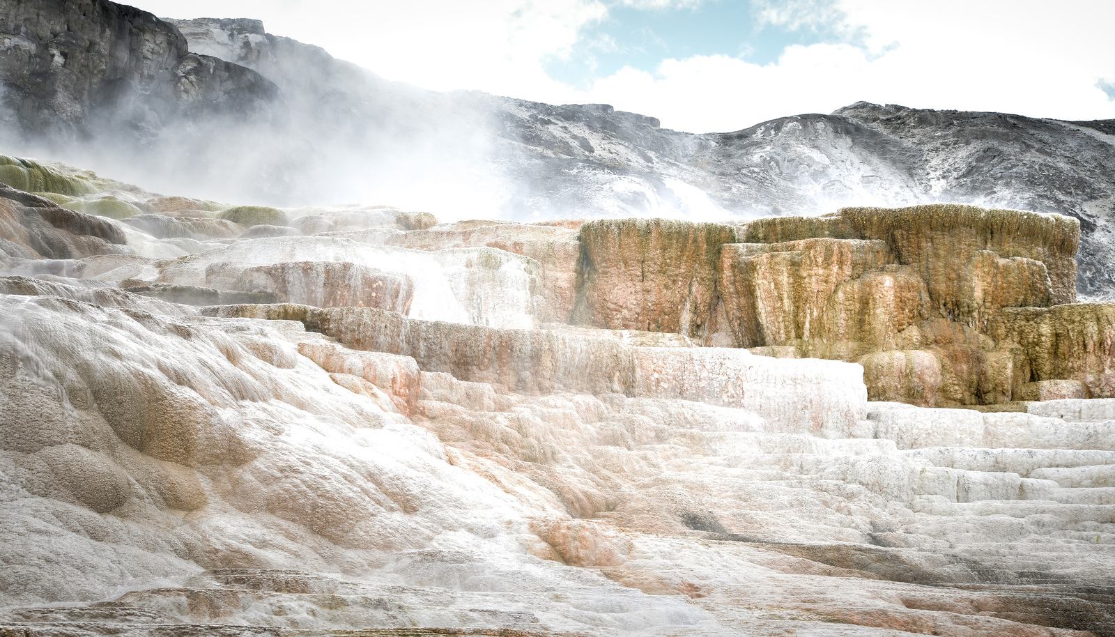 Mammoth Hot Springs Terrace