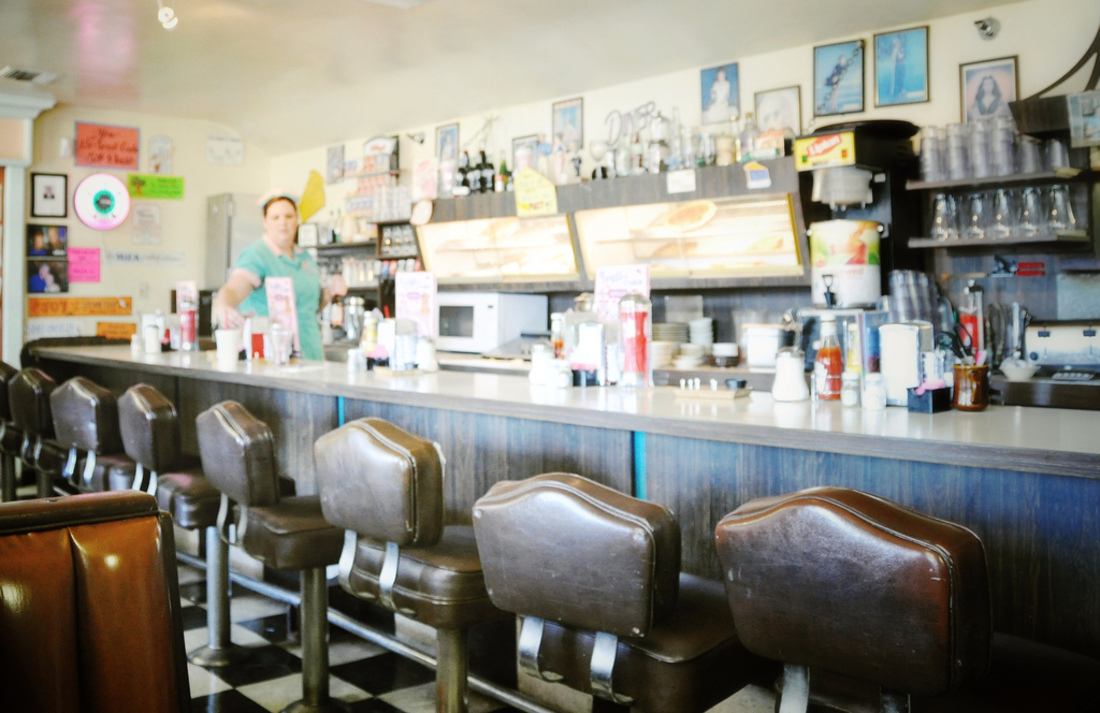 Intérieur du Peggy Sues 50's Diner