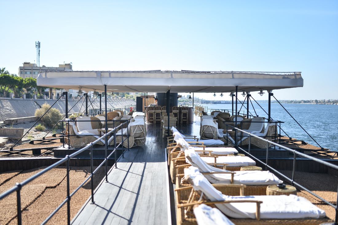 Sur le pont supérieur