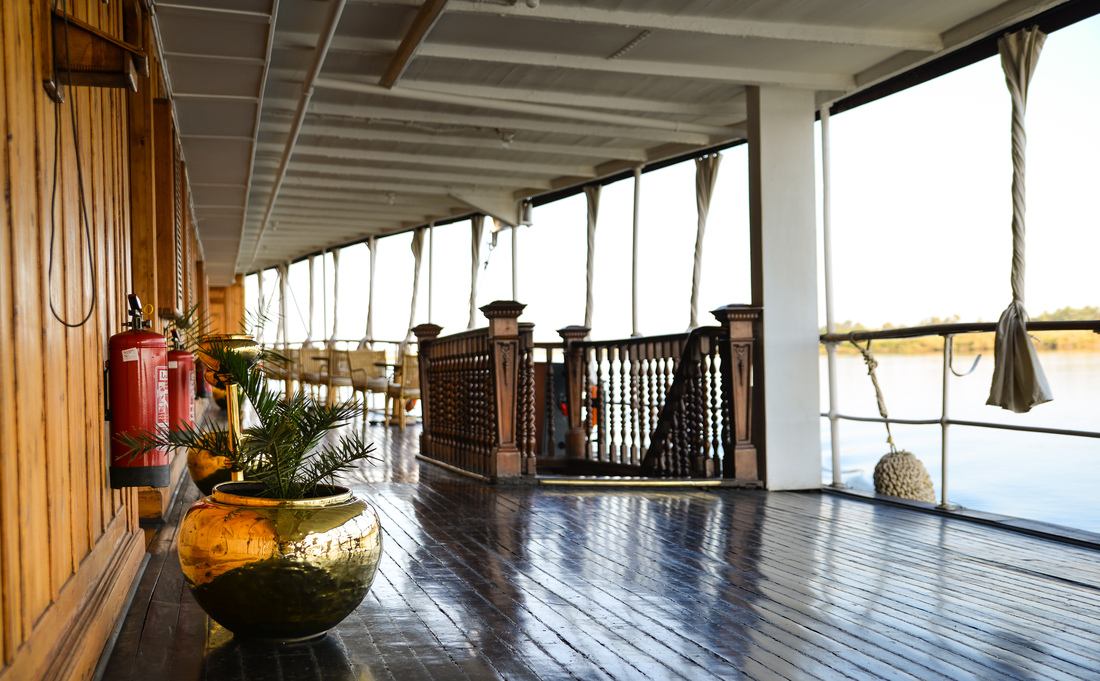 Larges coursives du SS Sudan