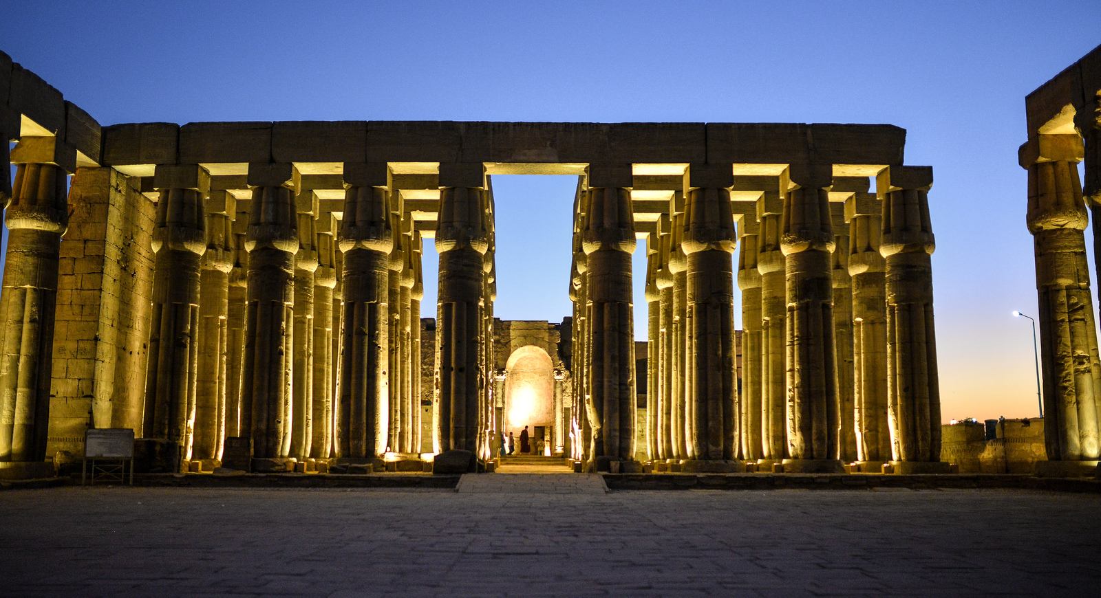 Salle Hypostyle du Temple de Louxor 