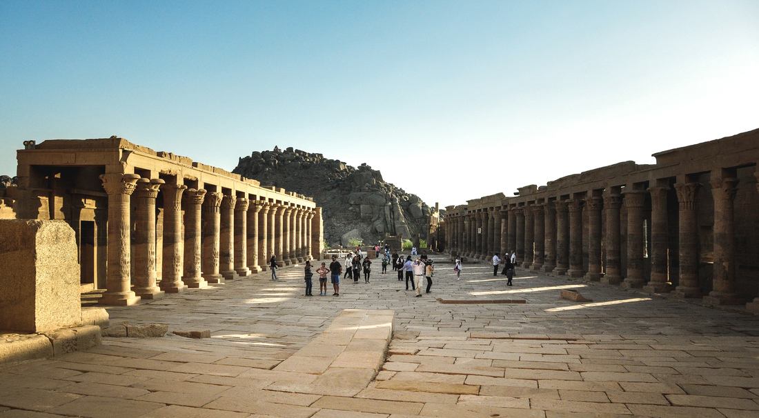 A l'intérieur du Temple d'Isis