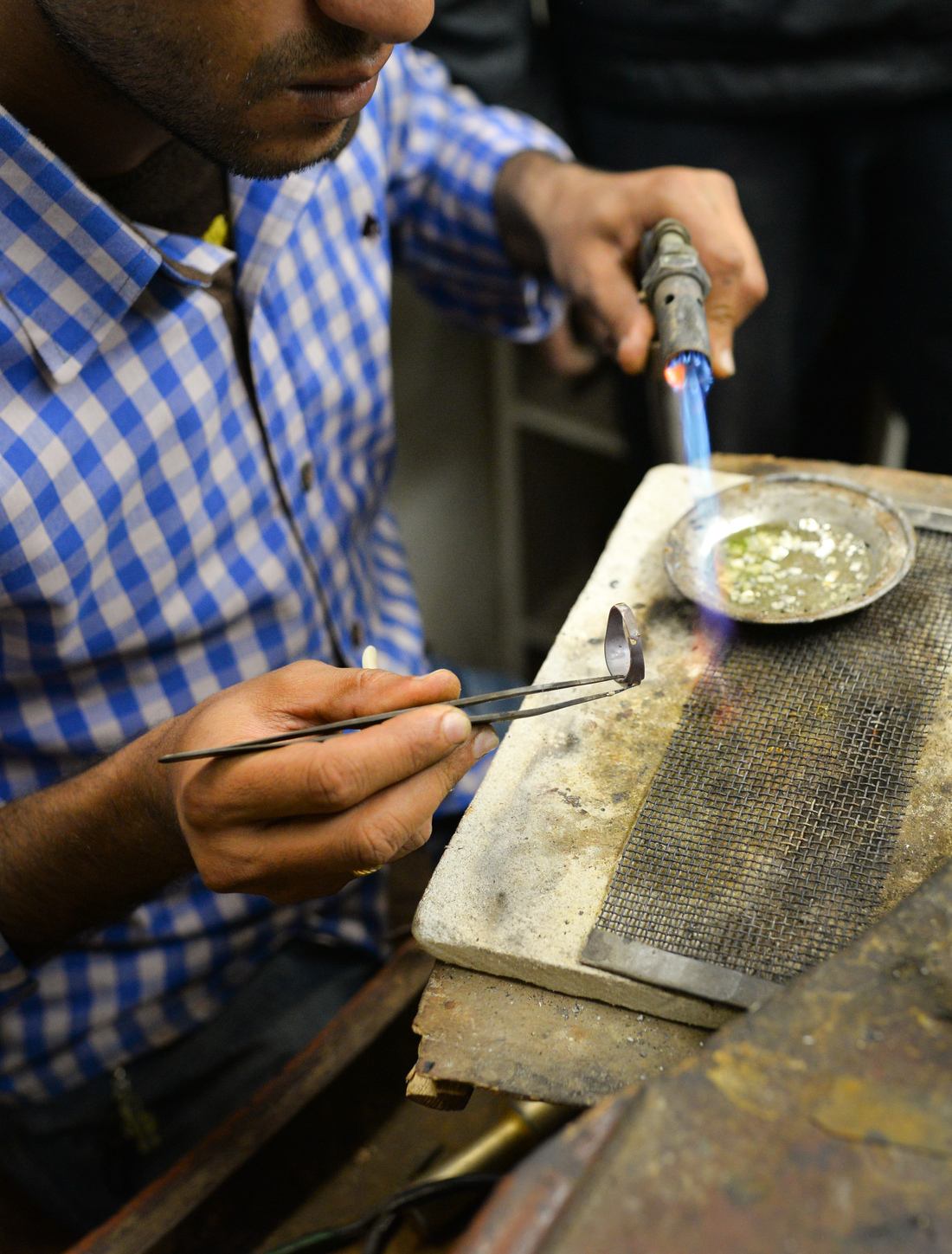 Agrandissement d'une bague d'argent