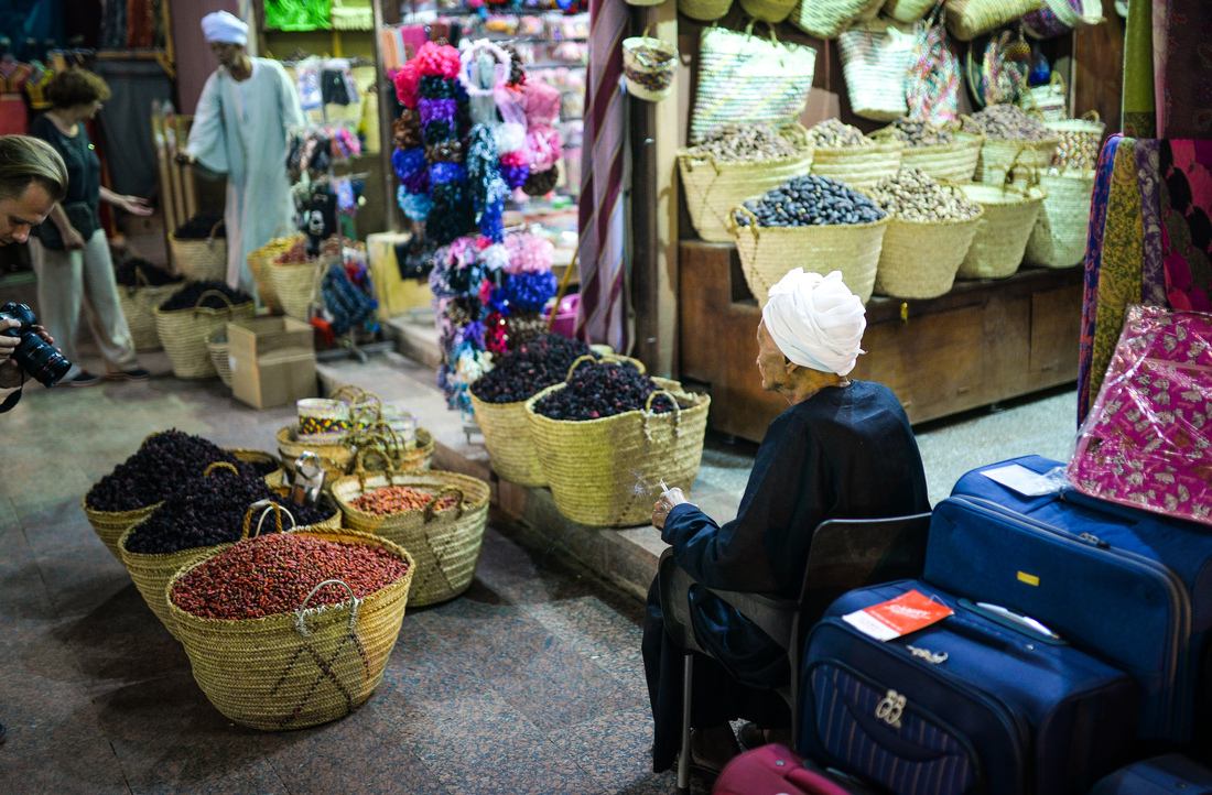 Vieux vendeur du souk, Egypte