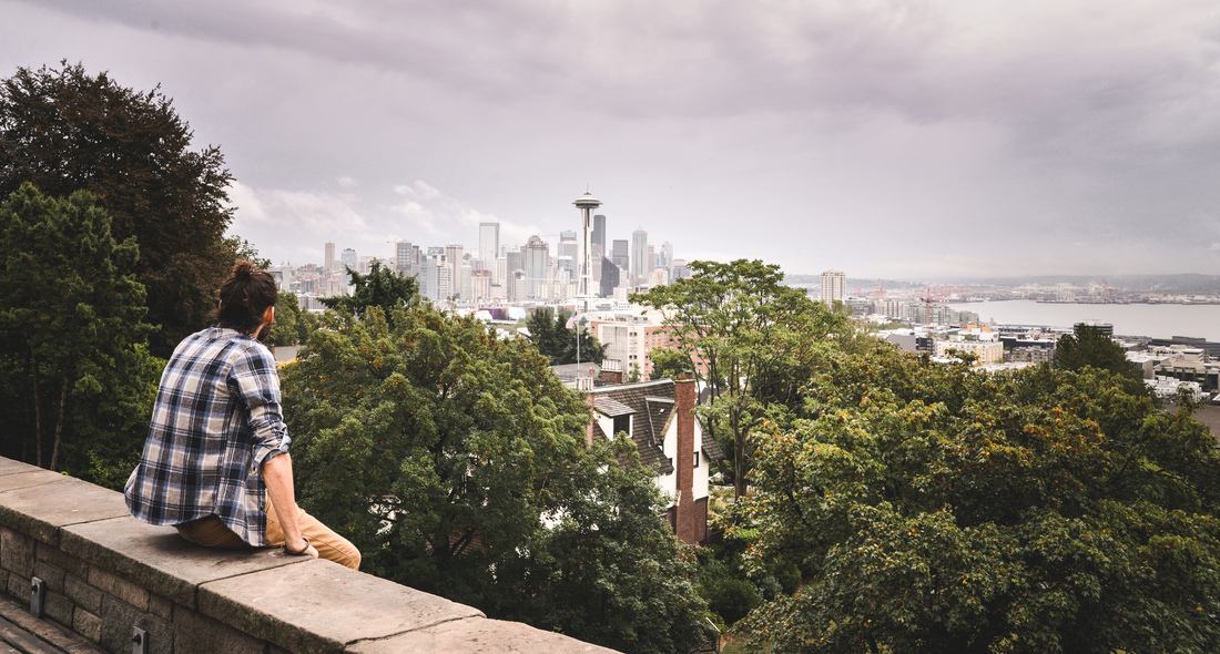 Vue sur le Space Needle et Downtown Seattle