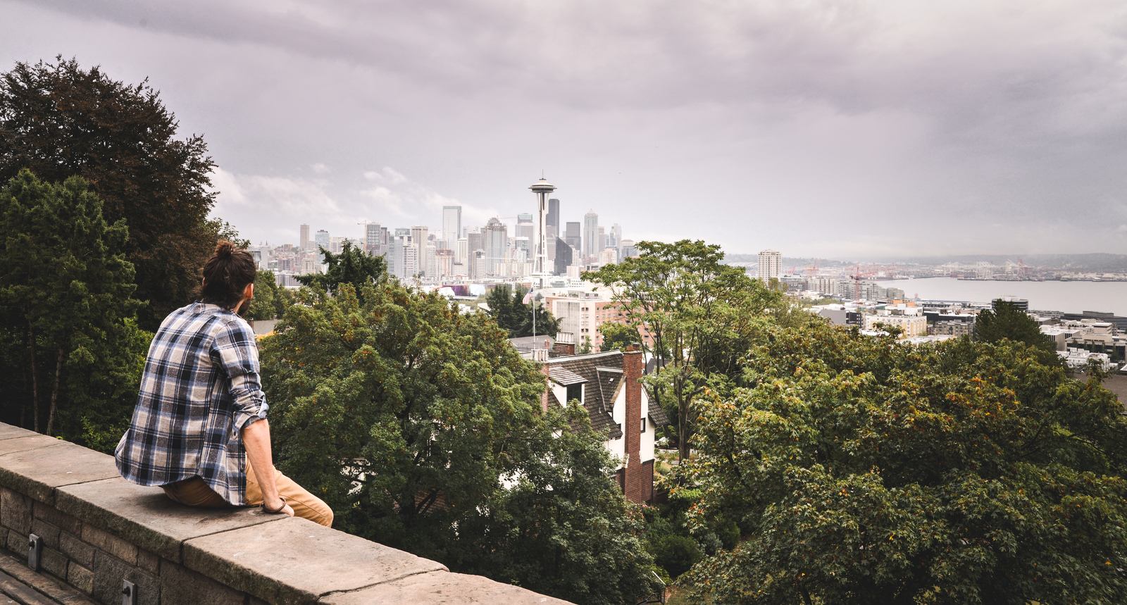 Vue sur le Space Needle et Downtown Seattle