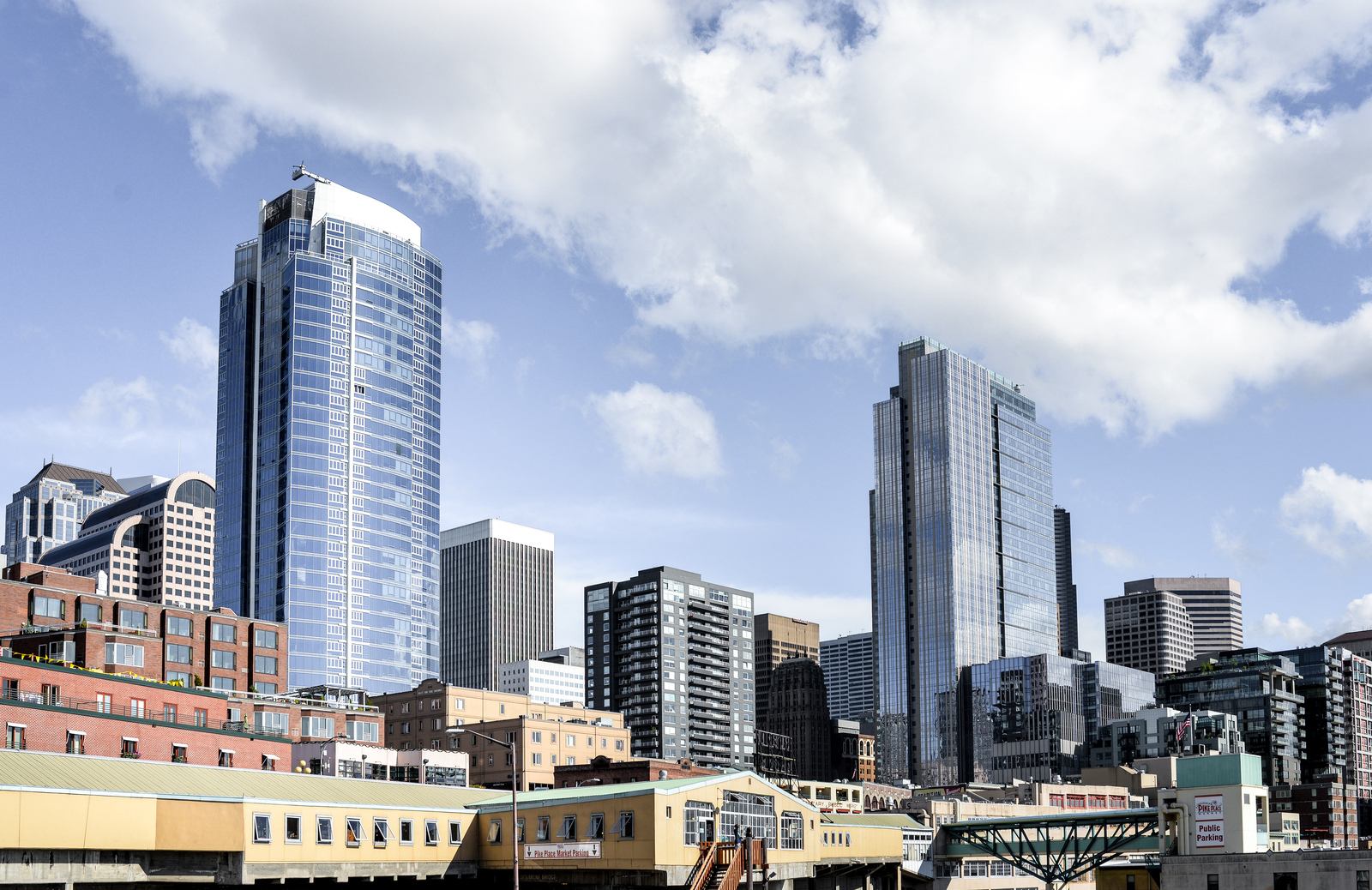 Vue sur Seattle depuis Pike Market Vue sur Seattle depuis Pike Market