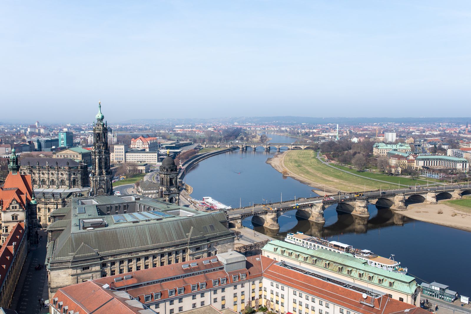 Vue sur les rives de l'Elbe
