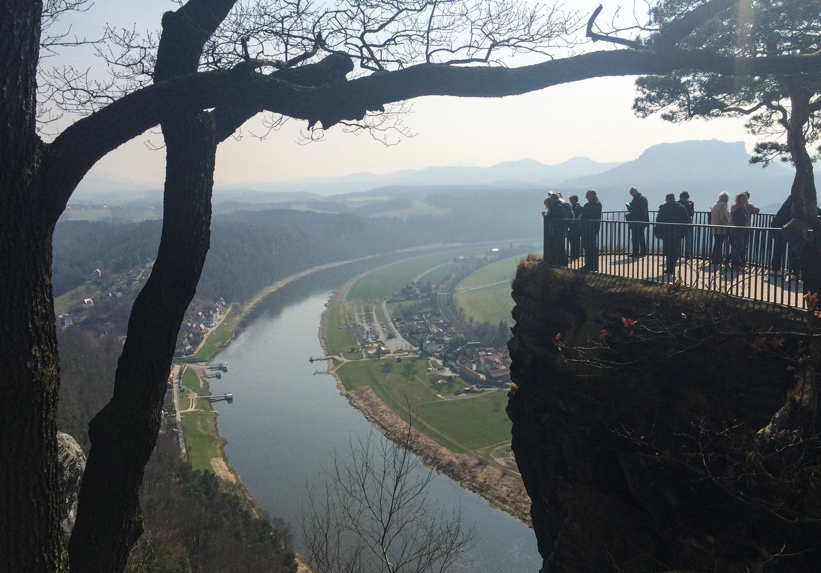 Profiter de la vue sur l'Elbe