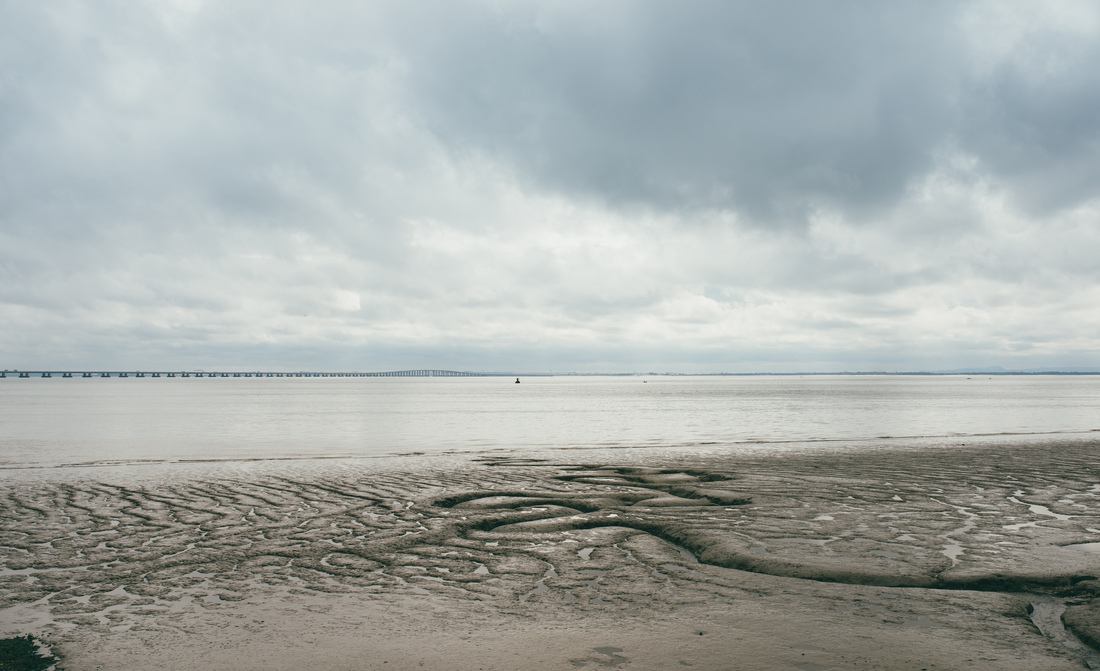 Au loin le pont Vasco de Gama 
