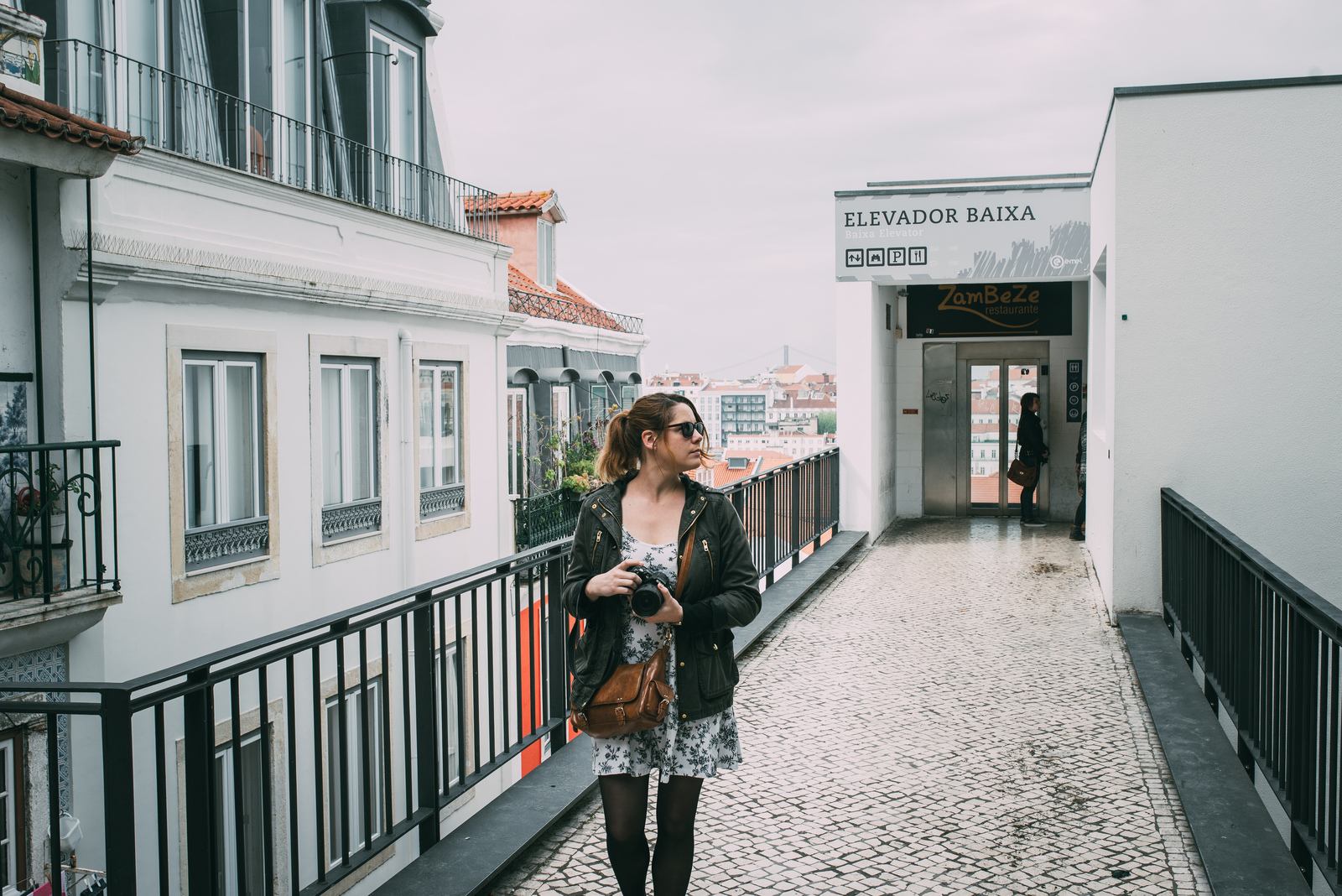 En haut de l'elevador Baixa