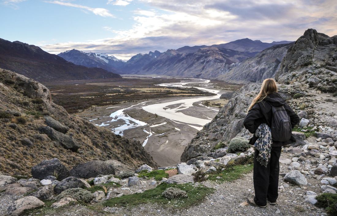 Devant les paysages de Patagonie 