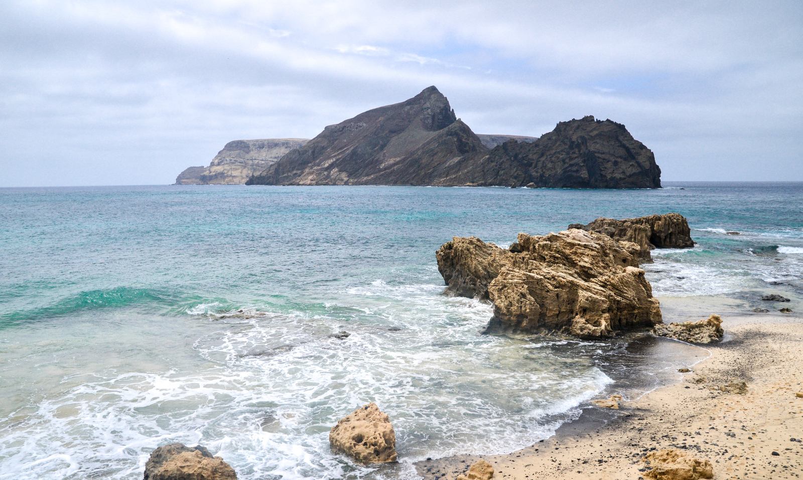 Plage de Ponta da Calheta 