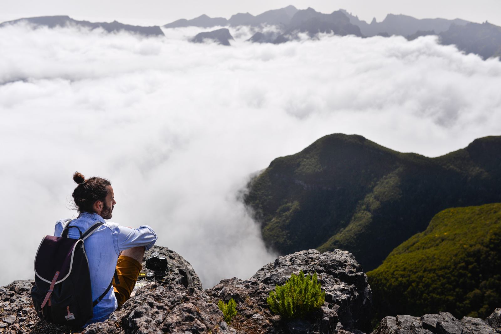 Au dessus des nuages