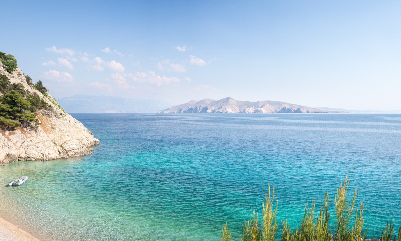 Jolie crique de Baška