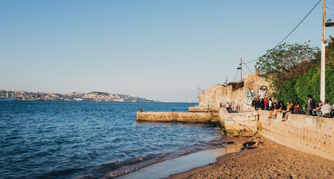 Détente en fin de journée à Cacilhas