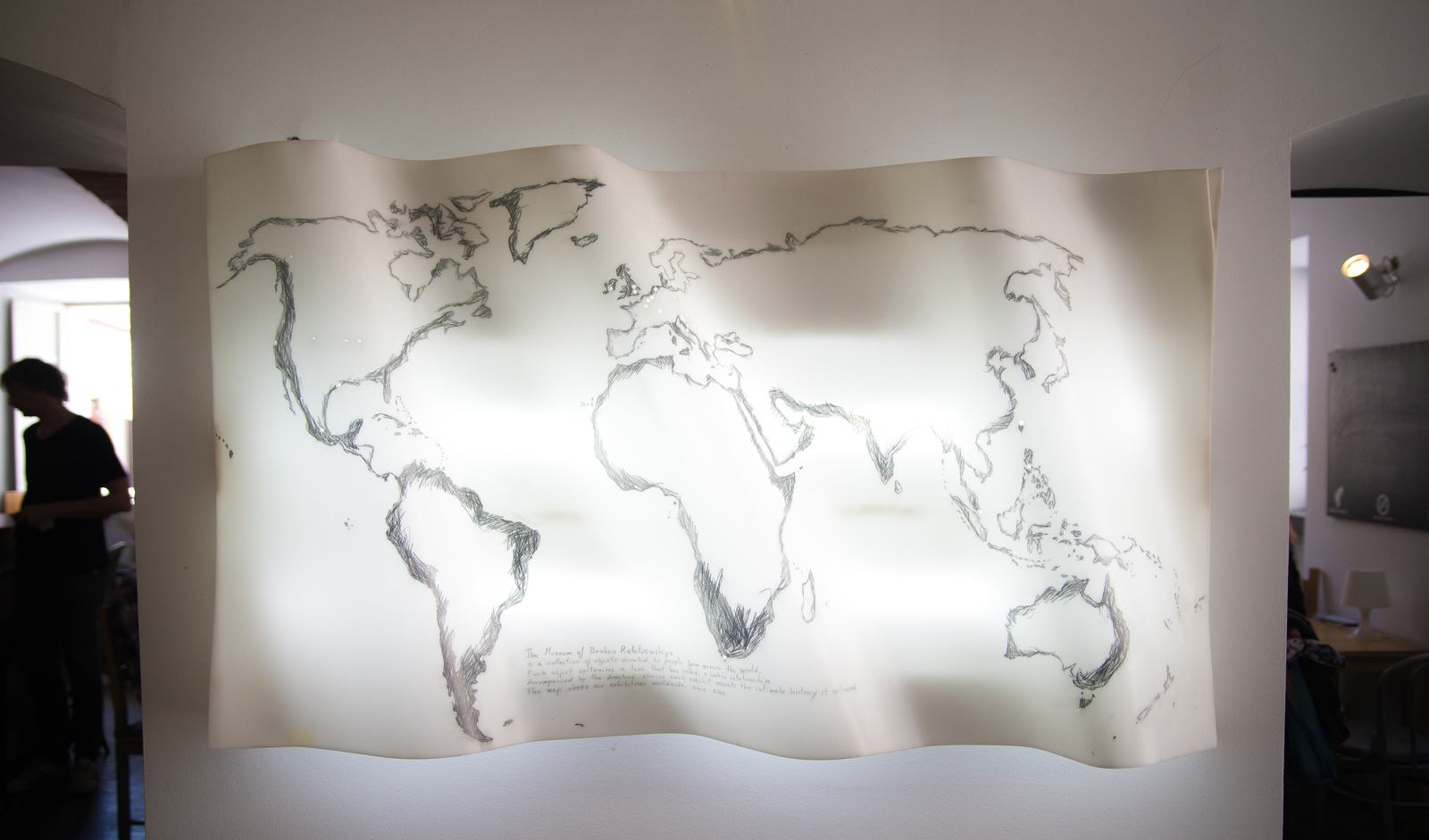 Au Musée des coeurs brisés Au Musée des coeurs brisés