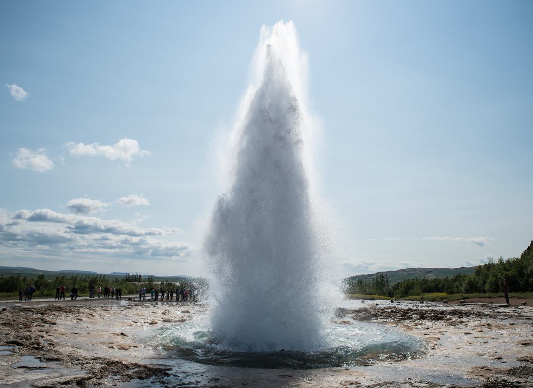 Strokkur en éruption