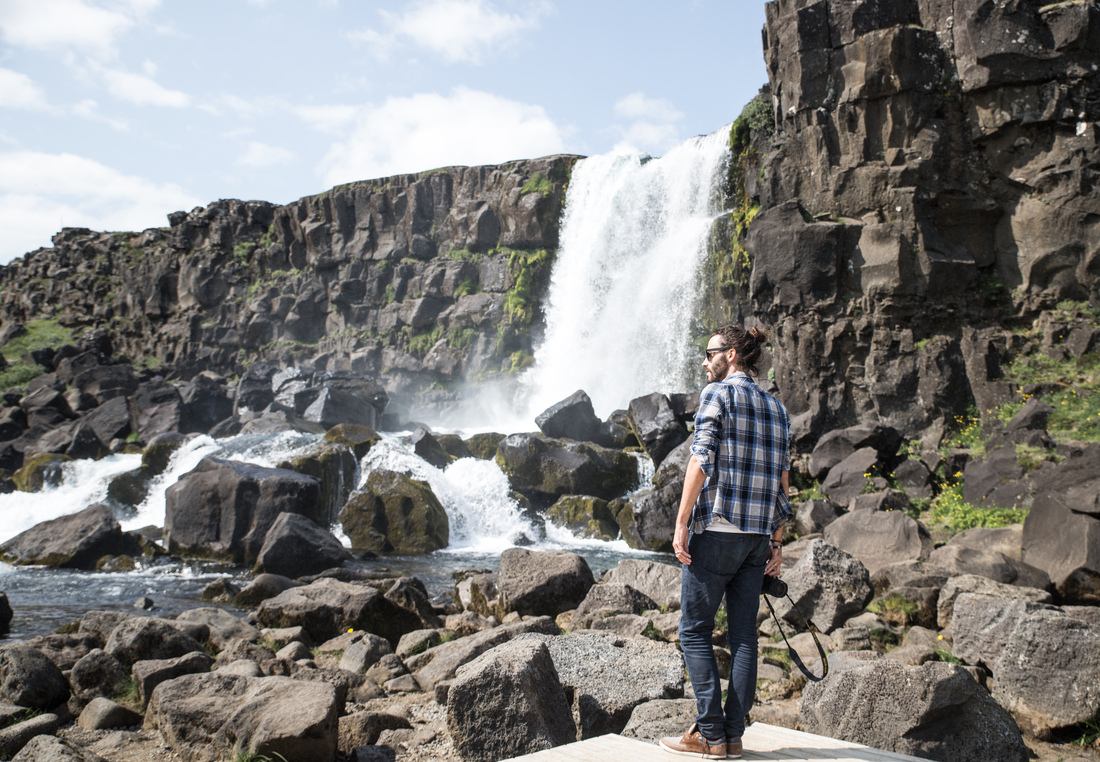 Seb devant Öxarárfoss