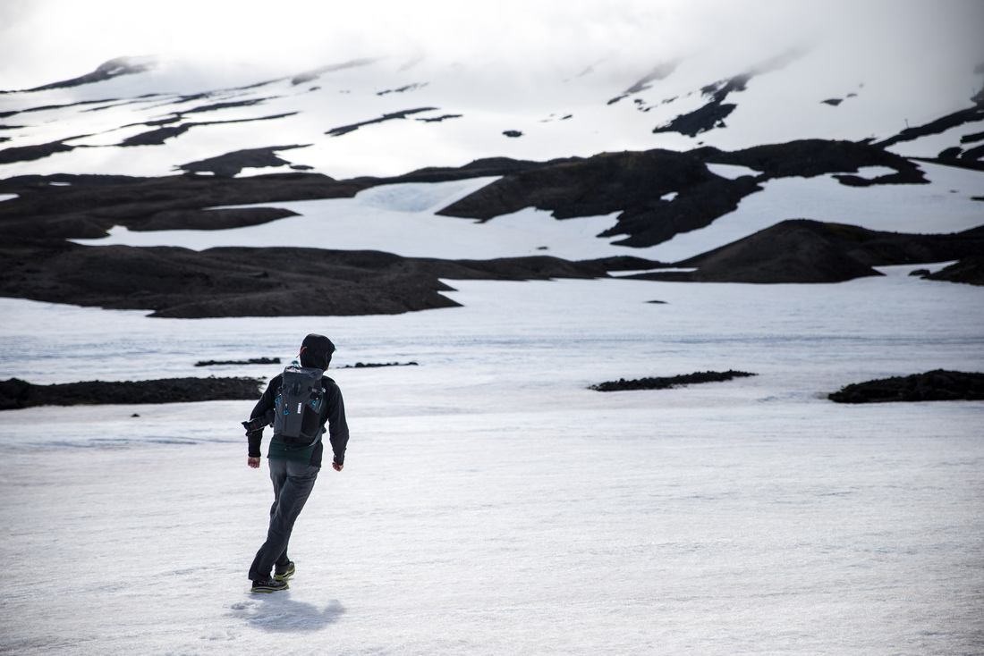 Petite marche au pied du glacier