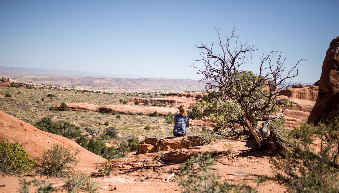 Profiter de la vue depuis le Devil's Garden Trail