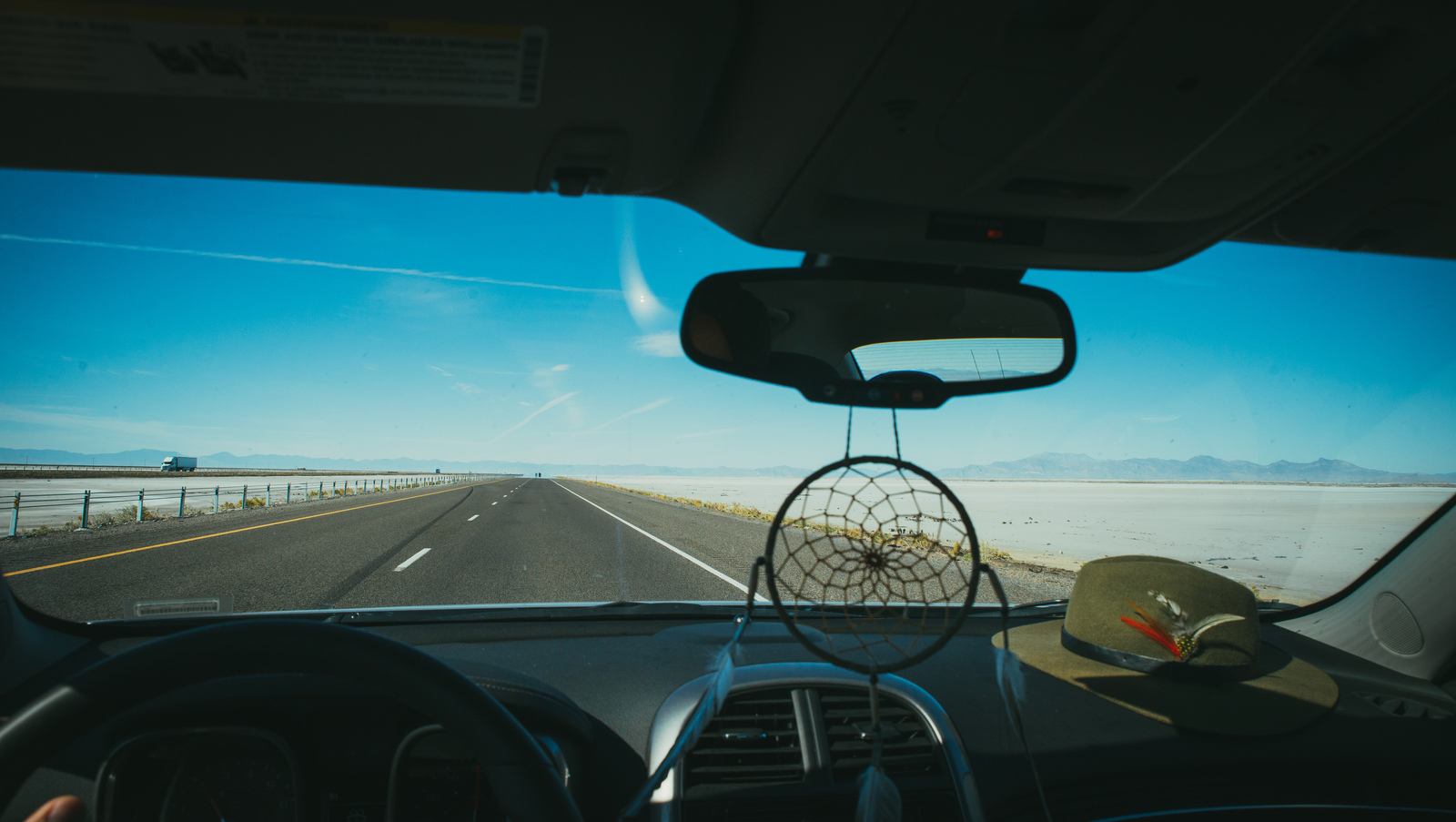 Sur la route entre Salt Lake et Bonneville Sur la route entre Salt Lake et Bonneville