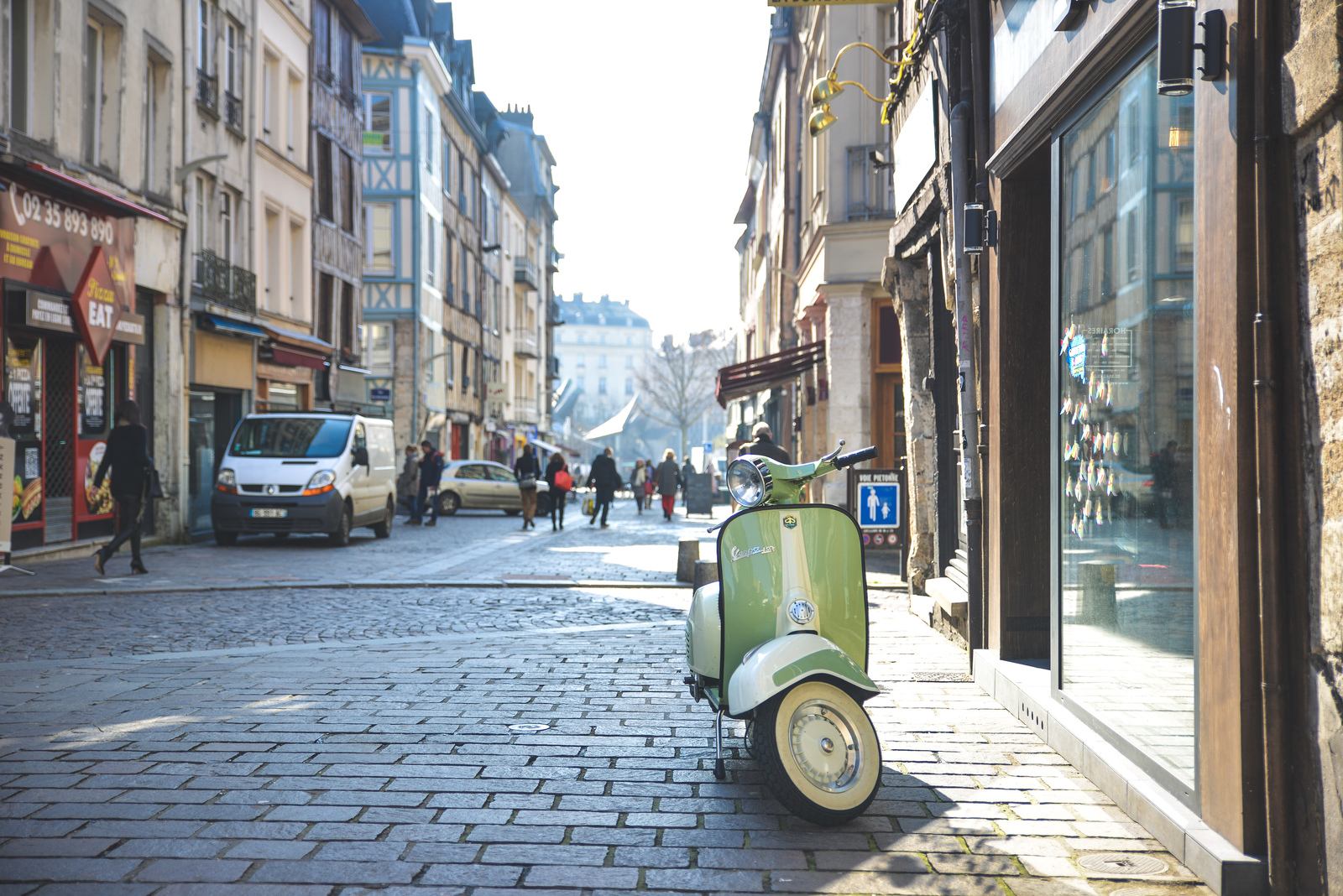 Vespa (on le veut) Vespa (on le veut)