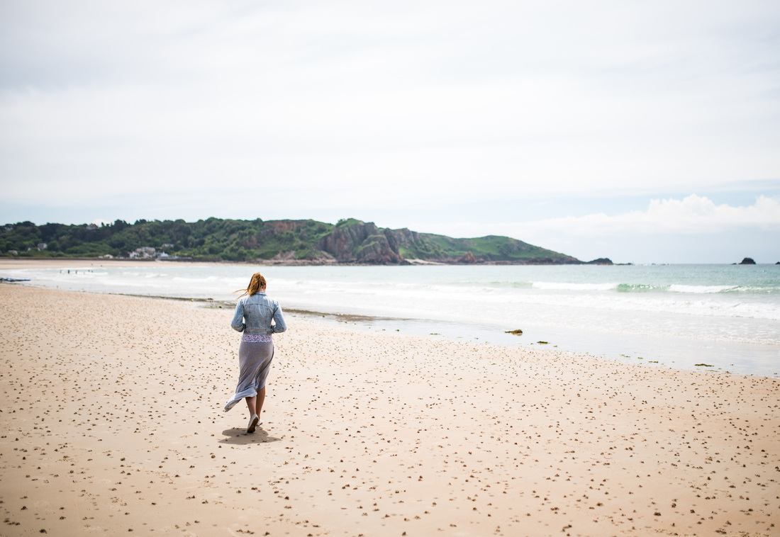 Sur la plage de Saint-Brelade