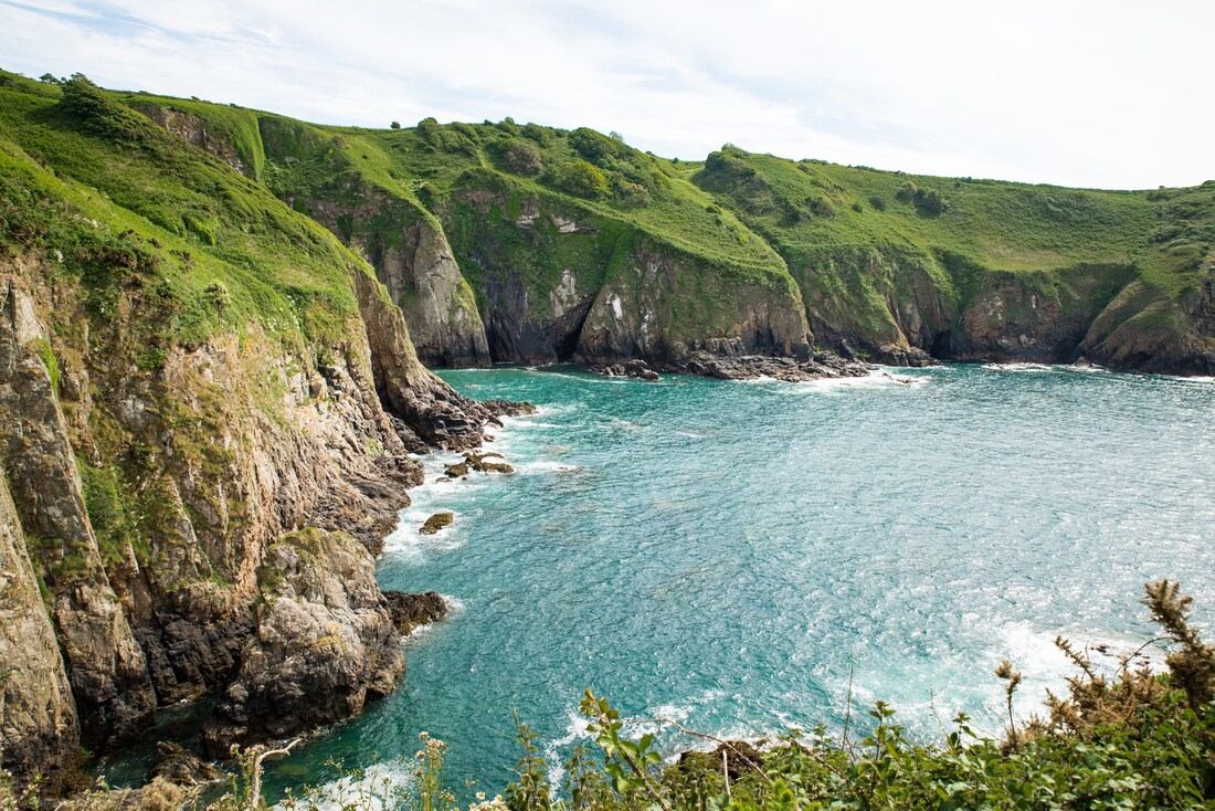 Falaises de la côte nord à Jersey