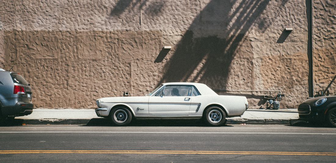 Vieille voiture américaine à Los Angeles